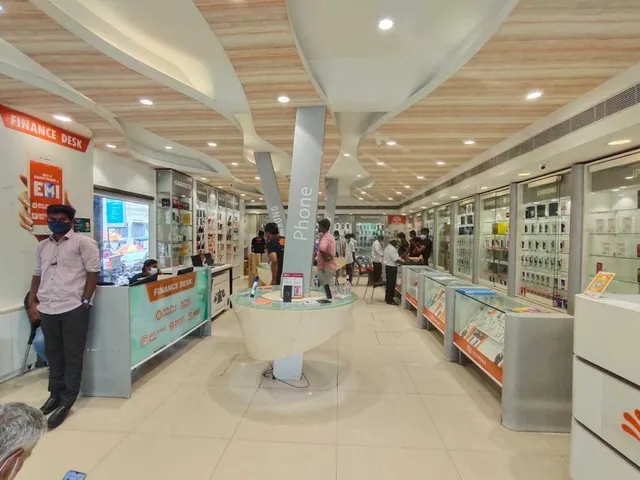 Poorvika Mobiles Parrys - 3