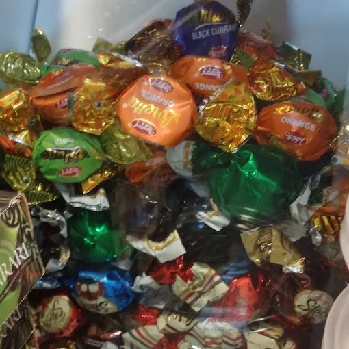 Ajwa Chocolates & Nuts - 5