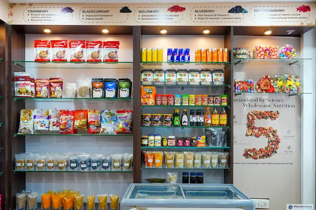 HAPPYMAC - Imported Chocolates I Nuts - 6