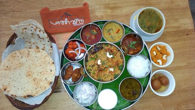 Munveedu Restaurant Adyar - 4
