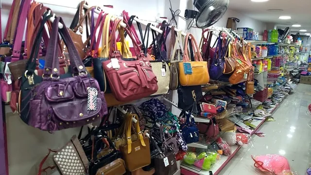 Apple Shopping Mall - 2