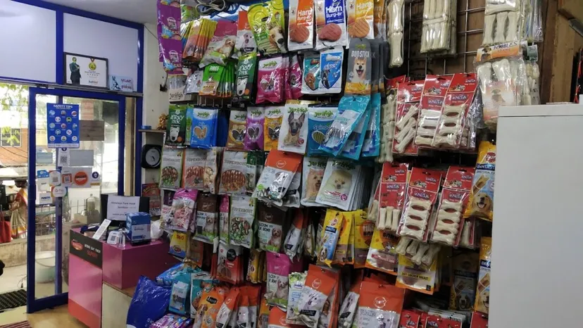 PETS DAILY NEEDS