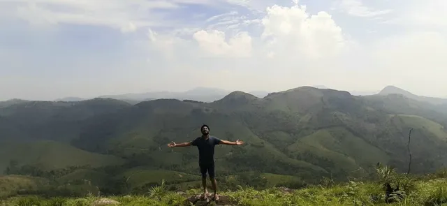 Yathumagi Tours & Travels - 2