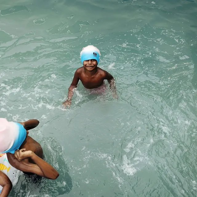 DOLPHIN SWIMMING POOL - 3