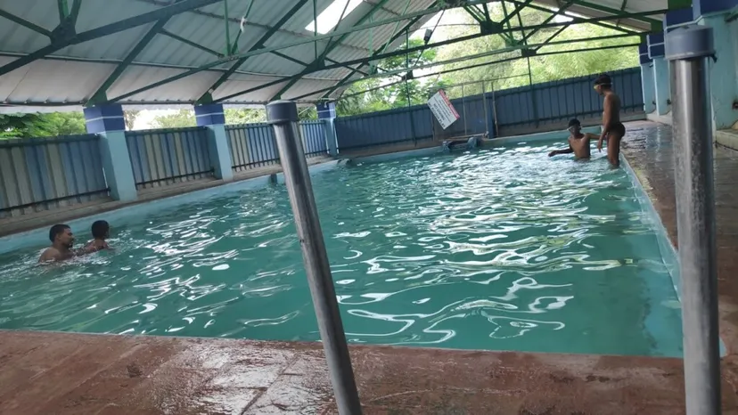 VV International School Of Swimming