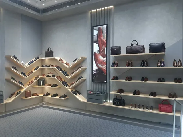 Language Shoes & Accessories - 2