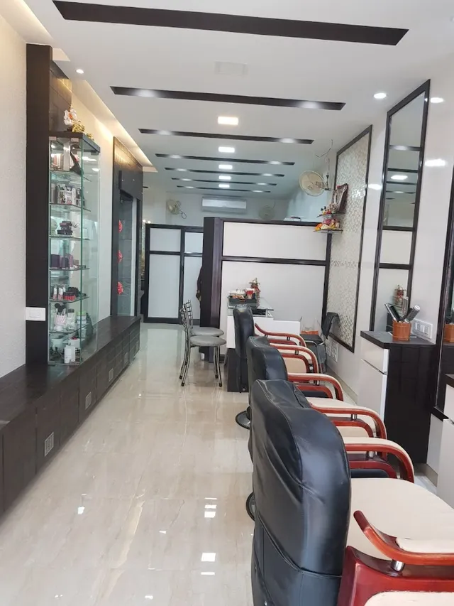 Soundarya Ladies Beauty Parlour - 4
