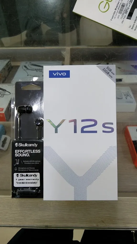 Poorvika Mobiles MR Nagar - 4