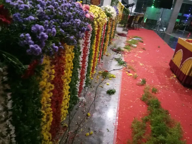 Krishnamoorthy Flower Shop - 4