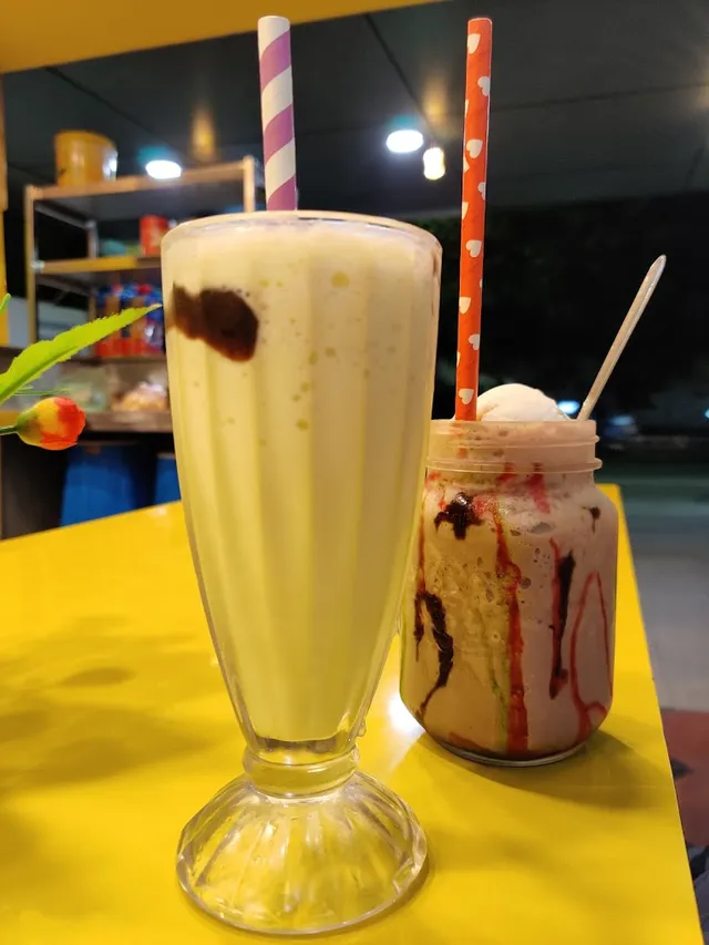 99Splash Juice Parlour - 3