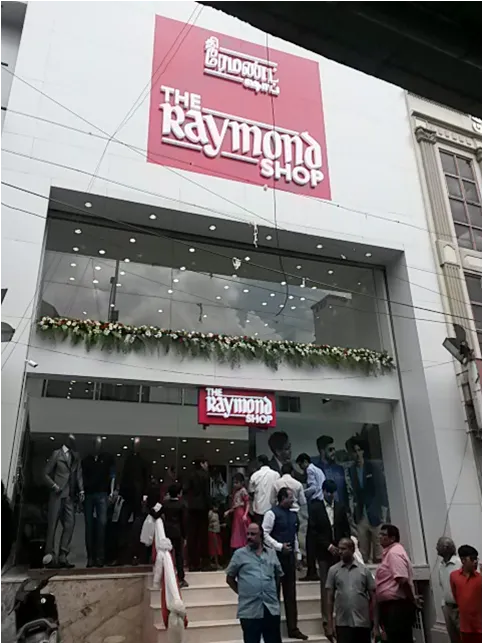 The Raymond Shop