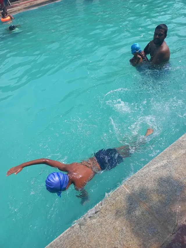 AGH Swimming Pool - 3