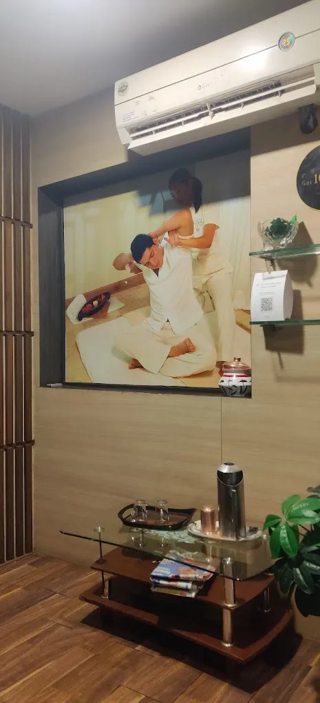 Let's Relax Family Spa - 3