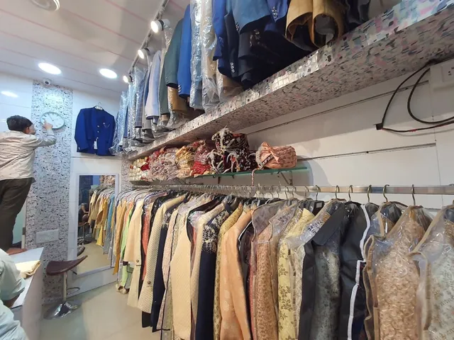 The Rainbow Mens Gallery - 2