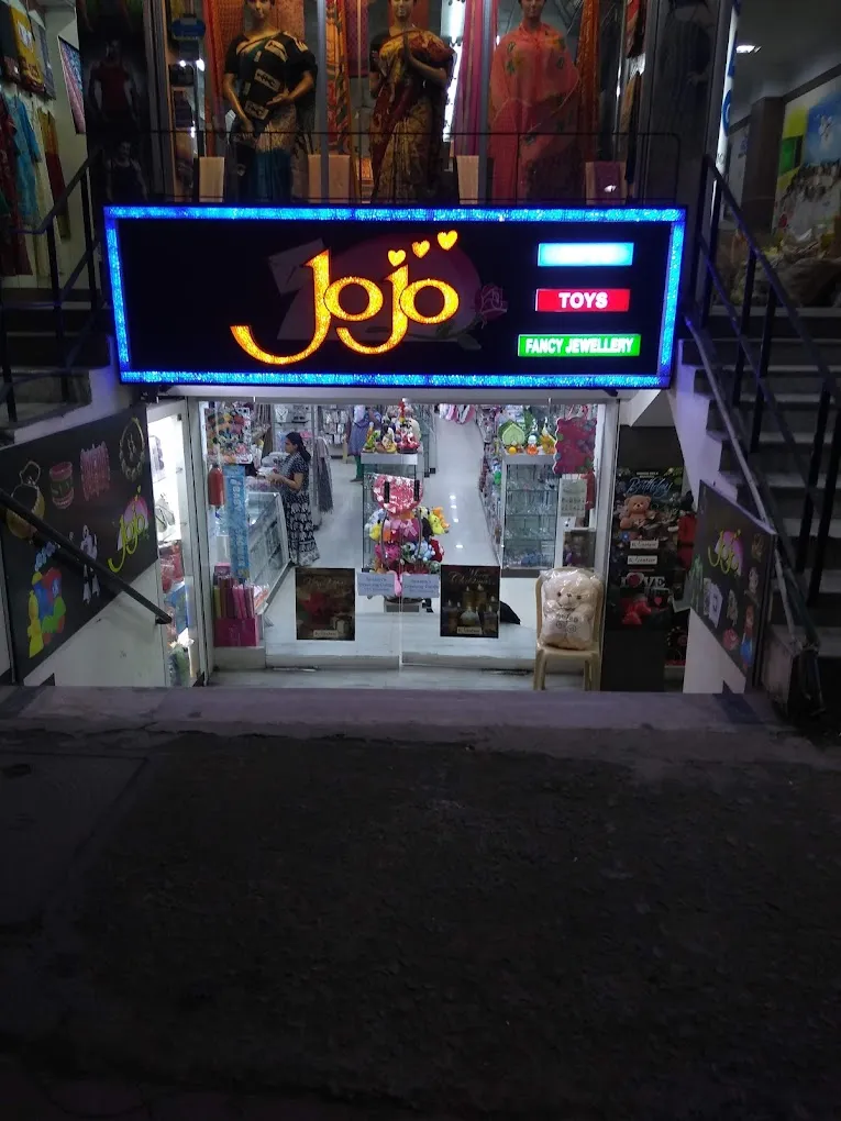 Jo Jo gift shop