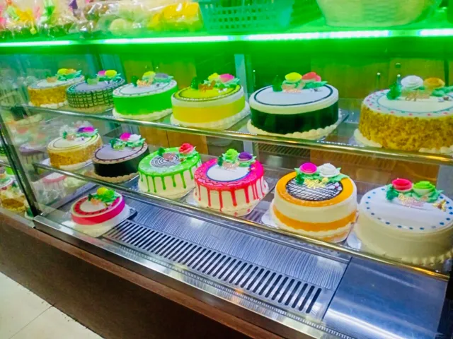 JR Cakes & Bakes - Chat Corner and Chinese - 2