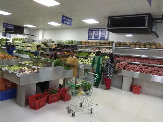 Pazhamudir Nilayam, Pazhamudir Supermarket - 4