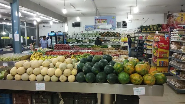 Pazhamudir Nilayam & Supermarket - 4