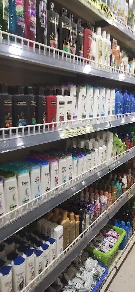 Robins hyper market - 2