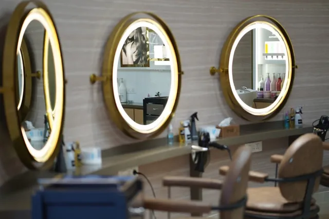Page 3 Luxury Salon - Sai Baba Colony, Coimbatore - 2