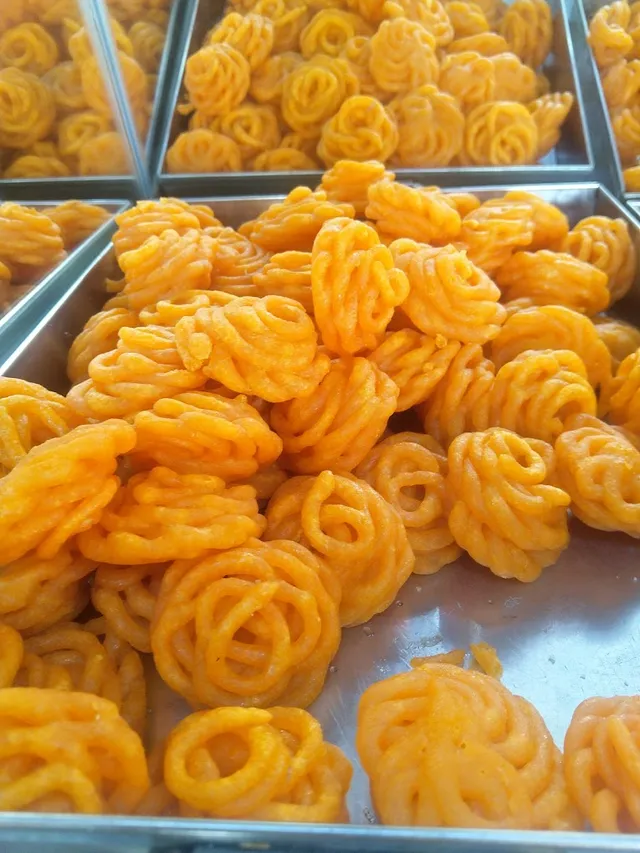 Pnellai peria lala corner sweets - 4