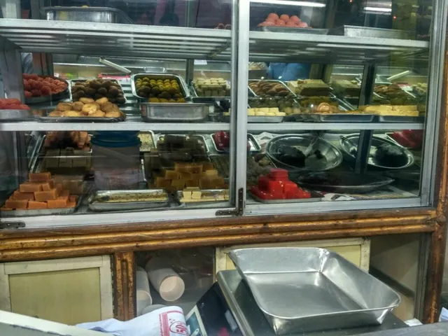 Nellai Periya Lala Corner Sweets - 2