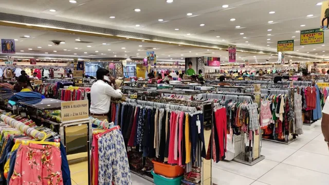 Pothys silk saree showroom - 4