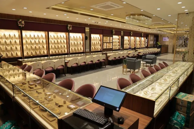 Malabar Gold and Diamonds - Coimbatore - 4