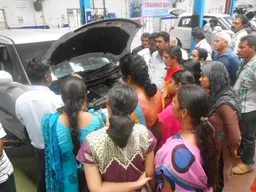 ABT MARUTI SUZUKI DRIVING SCHOOL - 2