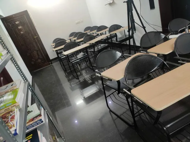 Athiyaman Academy TNPSC POLICE FOREST RRB TET & Govt Exams Coaching Institute - 4