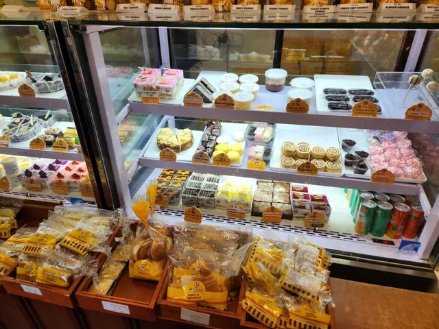 CakeBee - Your Favourite Bakery & Cake Shop - 4