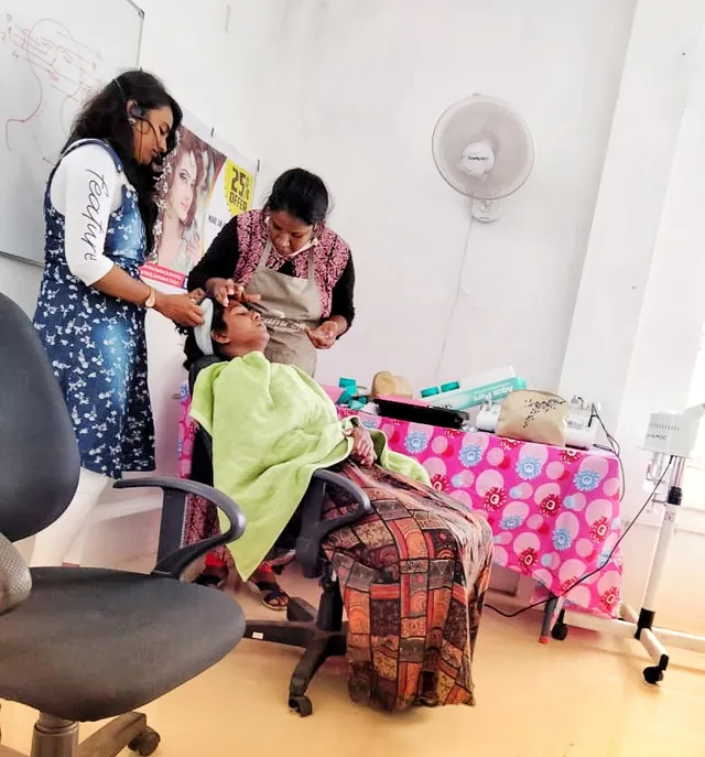 BEAUTY FRIENDLY SALON AND ACADEMY - 2