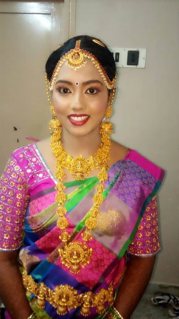 Madhura Makeover - beauty parlour in trichy - 3