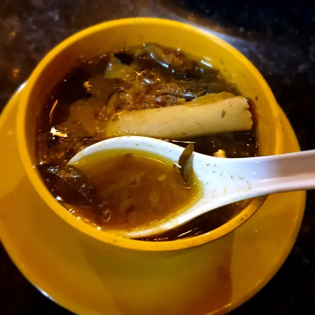 Hotel Raja Garden Restaurant - 3