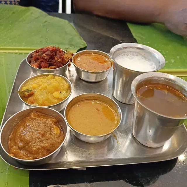 Anjappar Chettinadu A/C Restaurant - Home Delivery & Outdoor Catering - 2