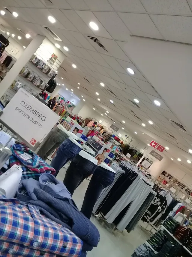 Unlimited Fashion Store - 4