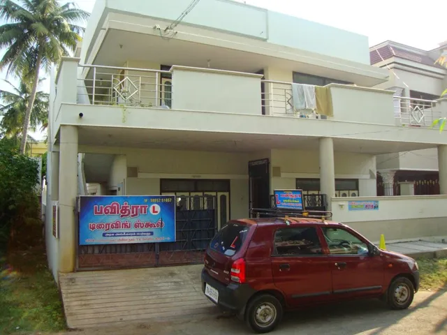Pavithra driving school - 2