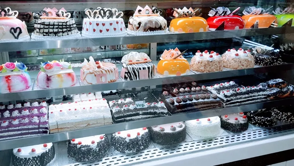 The Cake Shop - Online Birthday & Anniversary Cake Delivery