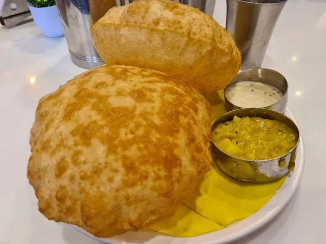 MINAKSHI Veg Restaurant and Cafe - 2