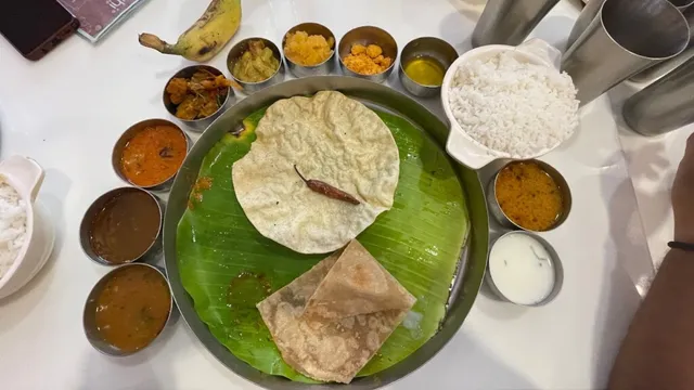 MINAKSHI Veg Restaurant and Cafe - 4