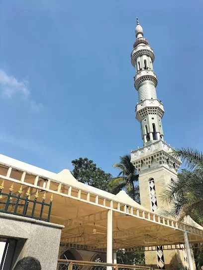 Hotel Kaarthik Vegetarian Restaurant - 3