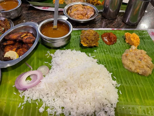 Hotel Sri Kamatchi - 4