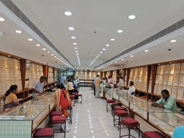 Sri Vasavi Jewellery Mart - 2