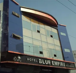 Alluminium, Glass & ACP work etc