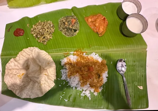 Hotel Sree Sabarees- Veg Restaurant - 3