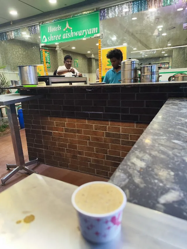 Shree Aishwaryam-Veg Restaurant - 3