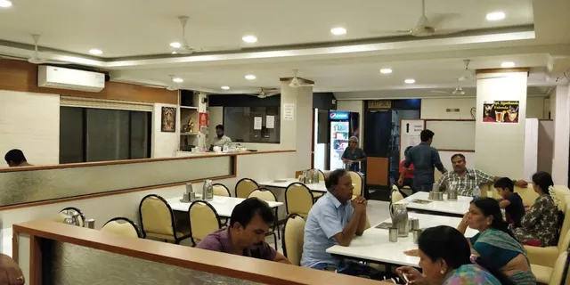 Shree Aishwaryam-Veg Restaurant - 4