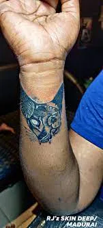 Rj'z Skin Deep Tattoos & Piercing - 4