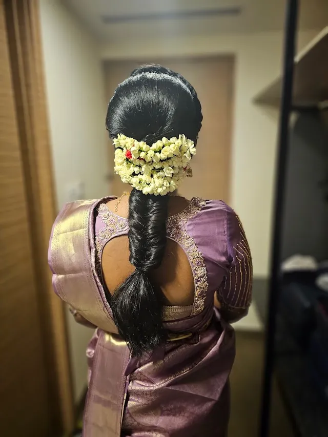 Lovely Ladies Beauty Parlour & Make up Artist - 3