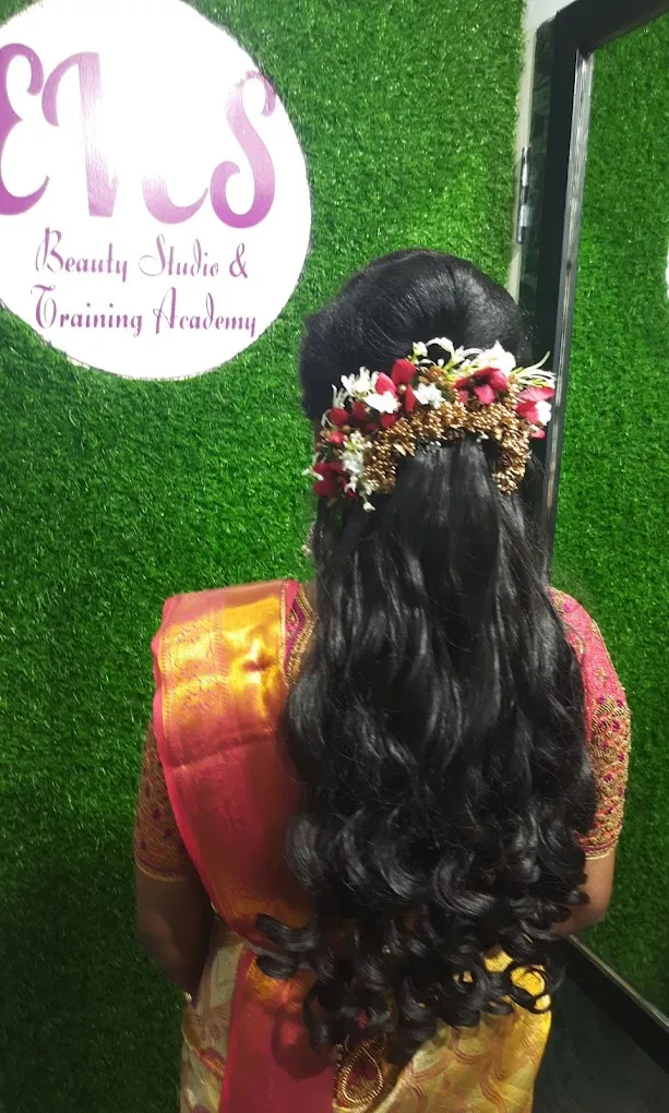 THE EVES BEAUTY CARE & TRAINING ACADEMY